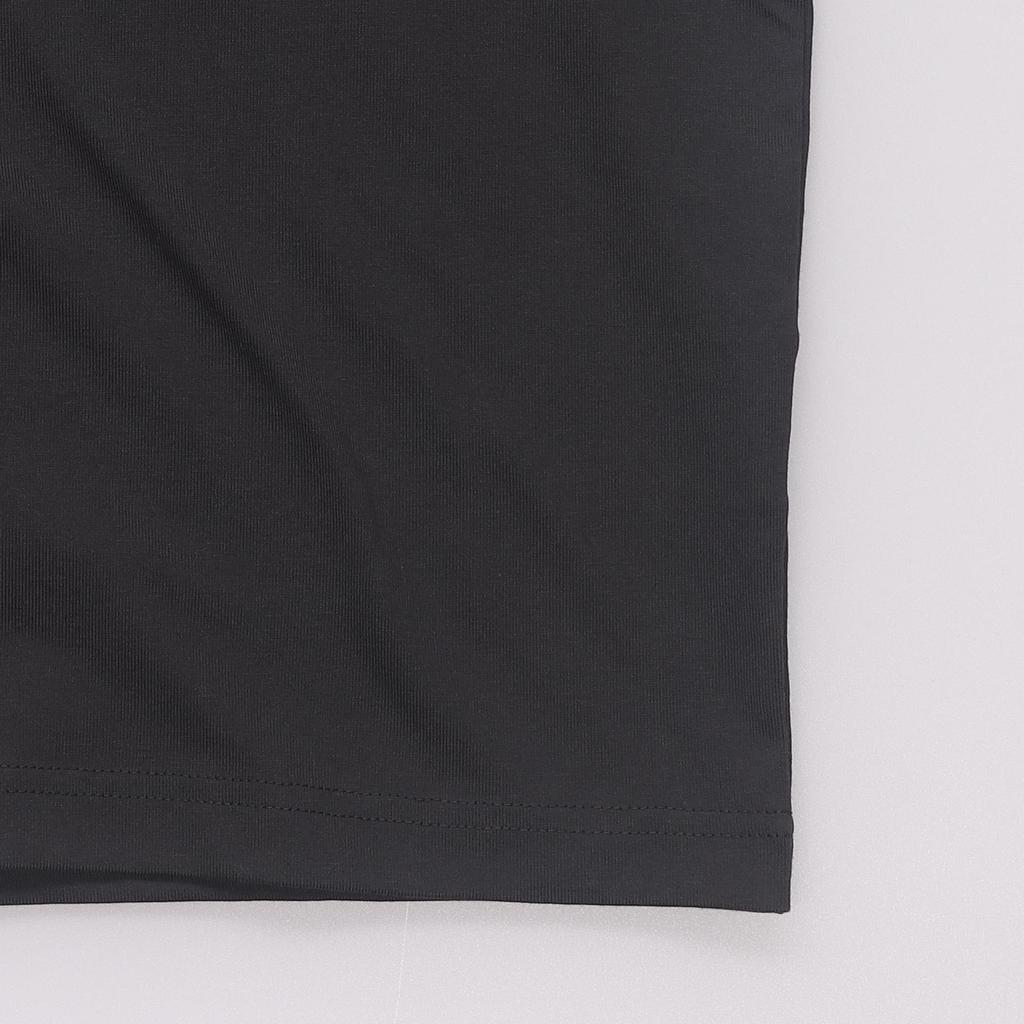Nike Serie ACG T-shirt sportiva casual a maniche corte con spalle scese da donna, tinta unita, logo ricamato, girocollo, grigio fumo scuro DQ2907-046