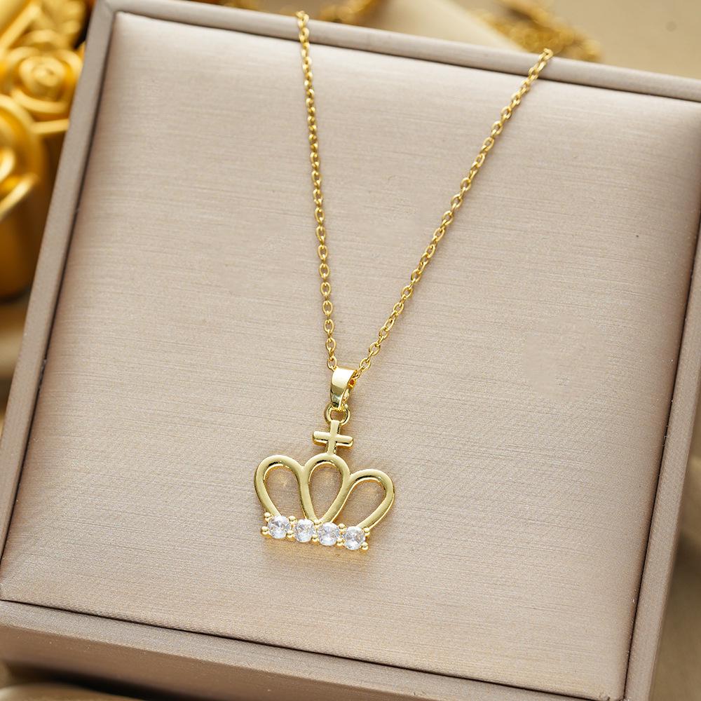 Titanium Steel Non-fading Necklace - European & American Style, Light Luxury, Versatile Korean Fashion, Perfect for Women and Girlfriend Gifts.