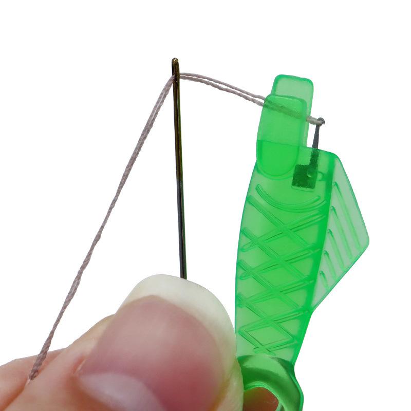 Sewing Machine Mini Needle Threader With Hook Needle Insertion Tool Elderly Quick Automatic Thread Changer Craft Accessories