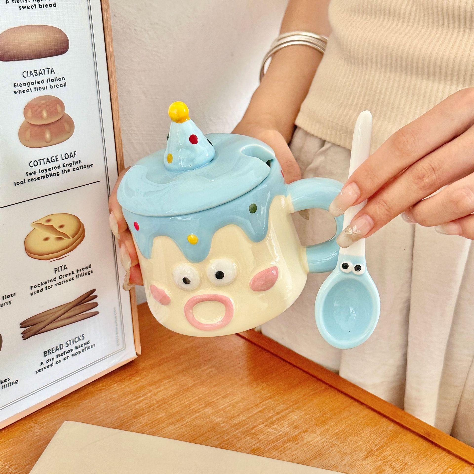 

Cartoon Style Cute Relief Clown Mug Home Couple Ceramic Cup Work Breakfast Coffee Cup Practical Gift Durable Durable 301-400ml
