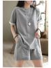 Damen Retro Freizeitshorts & T-Shirt Set - Sommer 2025 Modetrend