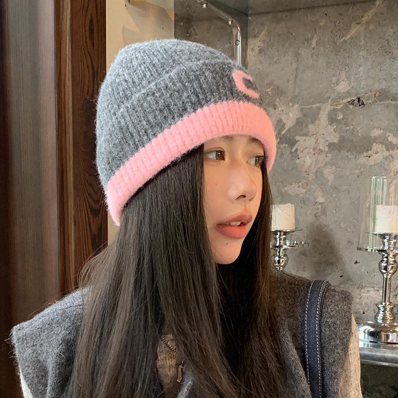 New color matching letter wool hat personalized men's and women's headgear hat autumn and winter warm face small trend wool knitted hat