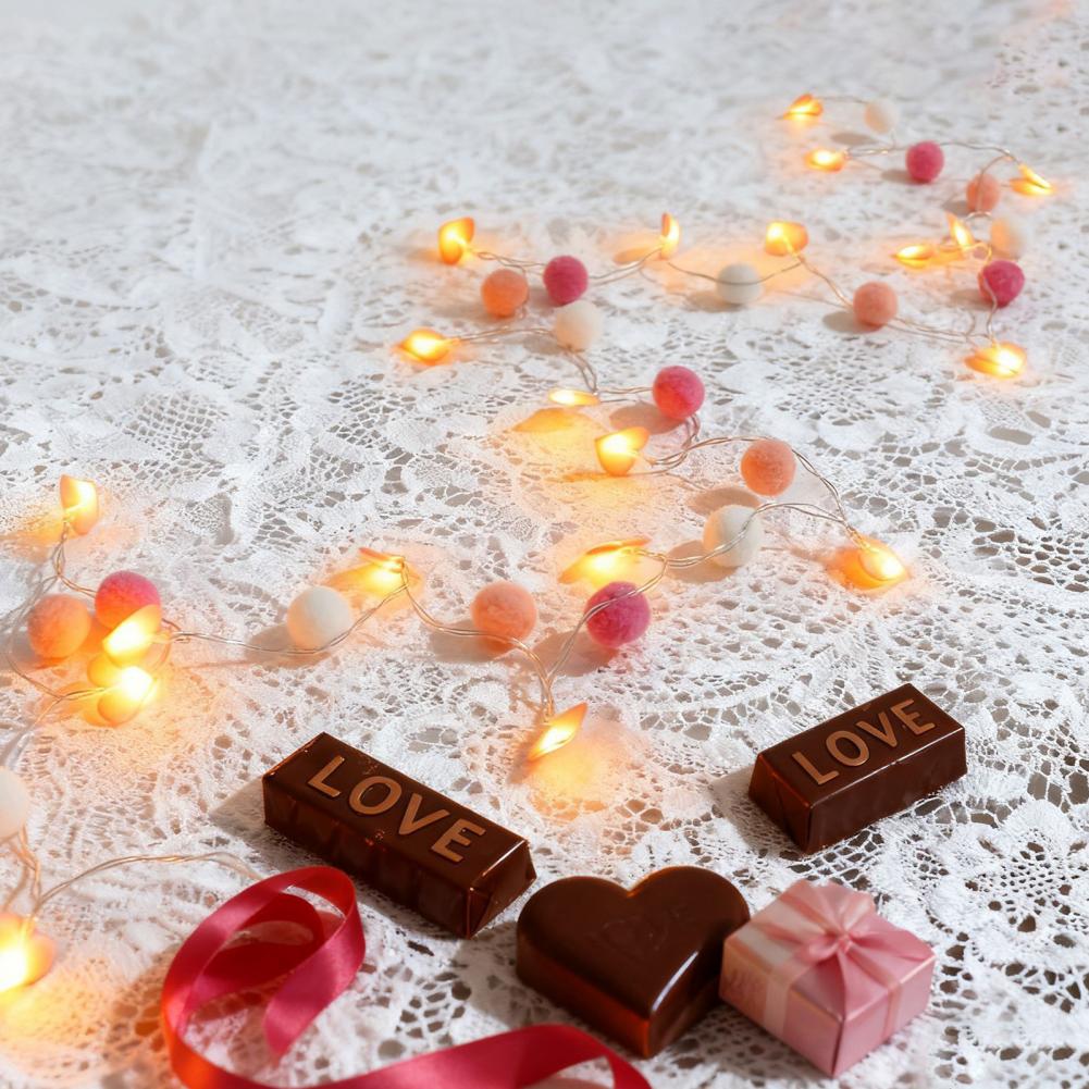 Valentine Day String Lights Heart-shaped Led Lights Led Pom Poms Fairy String Lights with 20 Pink Heart Leds Battery for Wedding