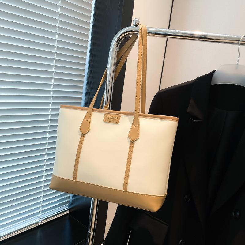 

Minimalist Beige Brown Large Capacity Tote Soft PU Leather Handbag For Women Casual Travel Shopping Versatile Bag білий