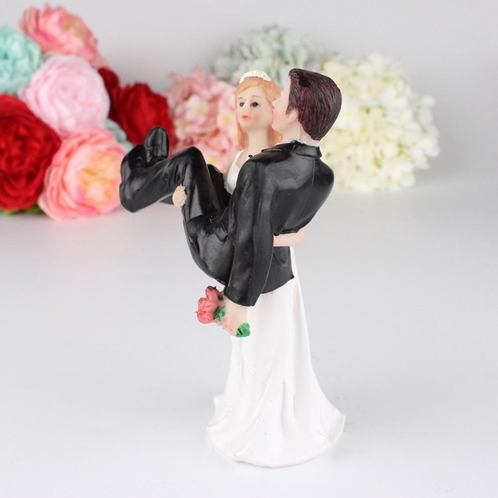 Elegant Design Couple Wedding Cake Topper Romantic Style Safe Decoration Cake Decorating Resin Creative Bride Groom Figurine