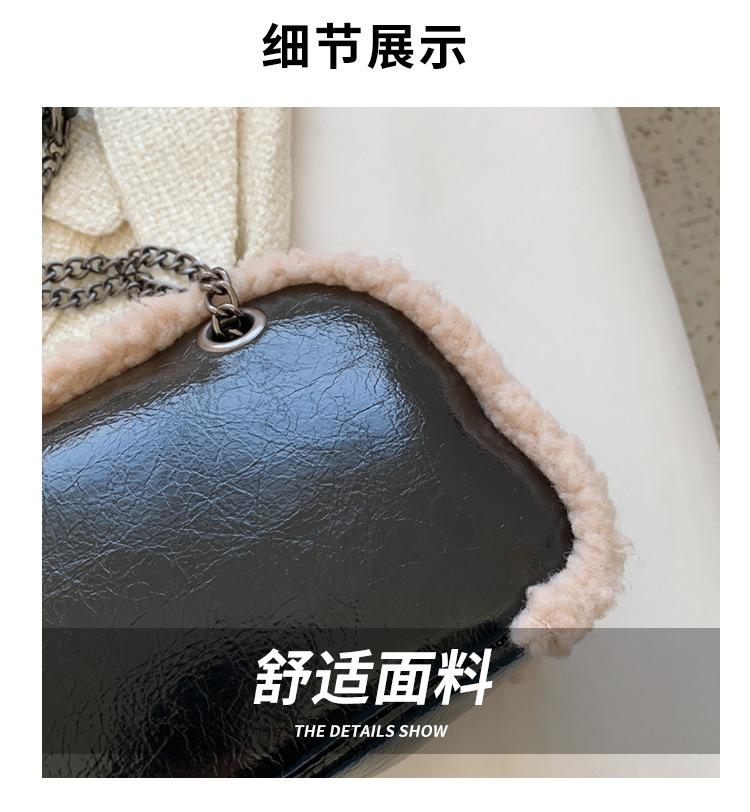 Retro Bag Women's Large Capacity 2025 New Autumn and Winter Versatile Plush Chain Messenger Bag Casual Commuter Pillow Bag