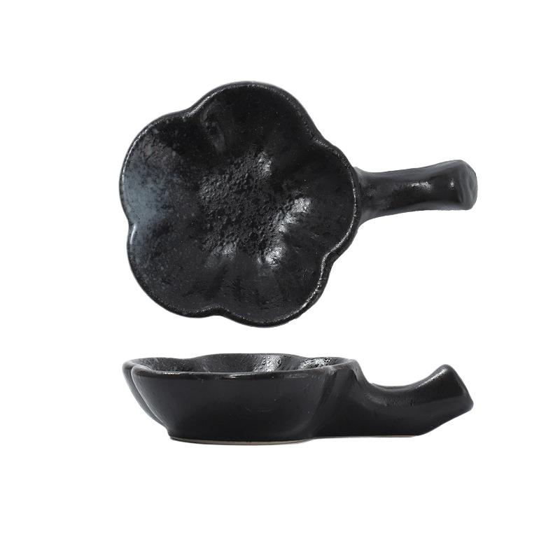 

Creative sauce dish Household ceramic dipping dish Japanese tableware Sauce dish Vinegar dish Seasoning dish Cute sauce dish