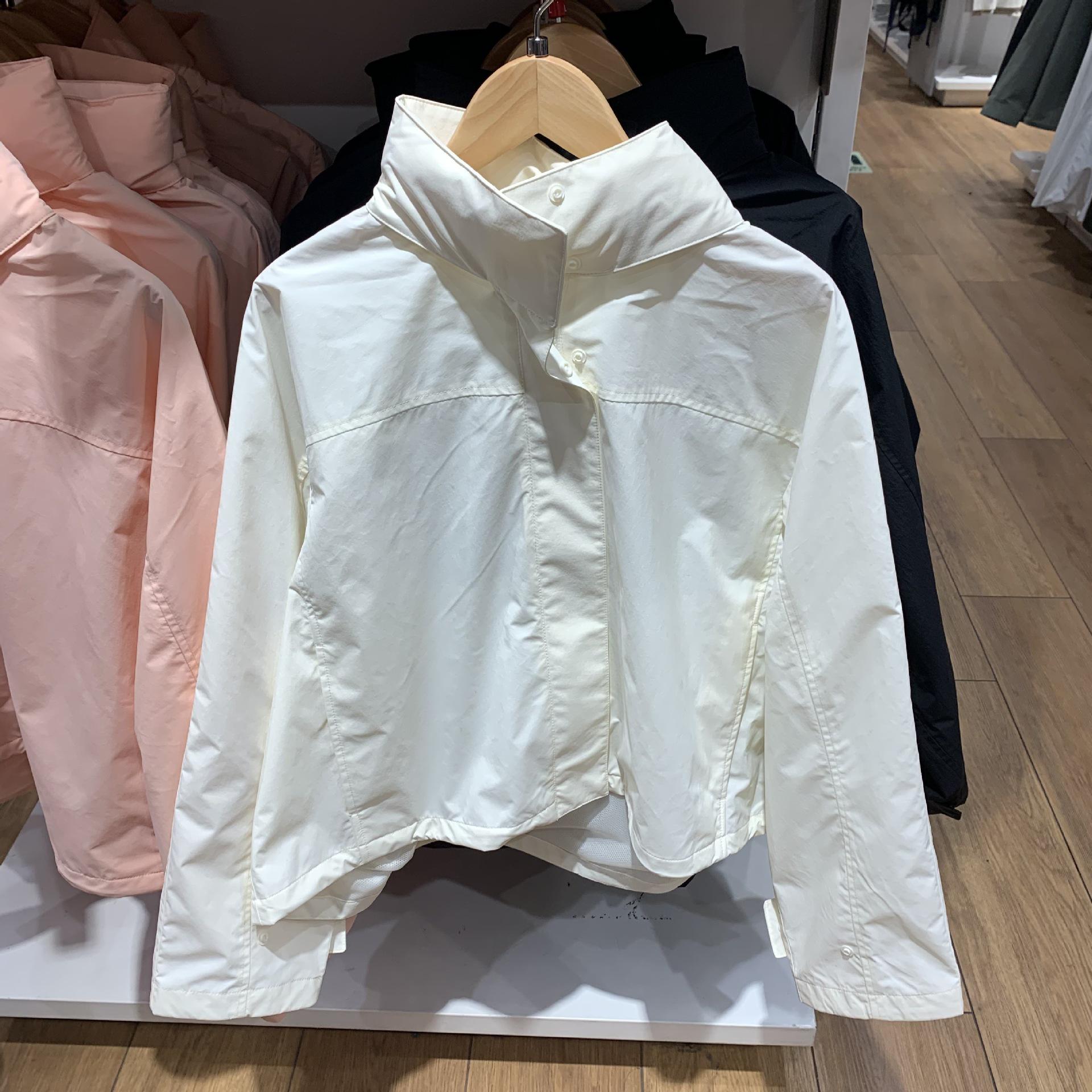 

Женская ветрозащитная куртка с капюшоном на весну 2025 - Прочная, Легкая, Водонепроницаемая, Повседневное пальто со стойкой XL