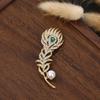 Vintage Style Peacocks Feather Brooch With Shimmering Rhinestones For Formal Event Fashion Clothing Accessories