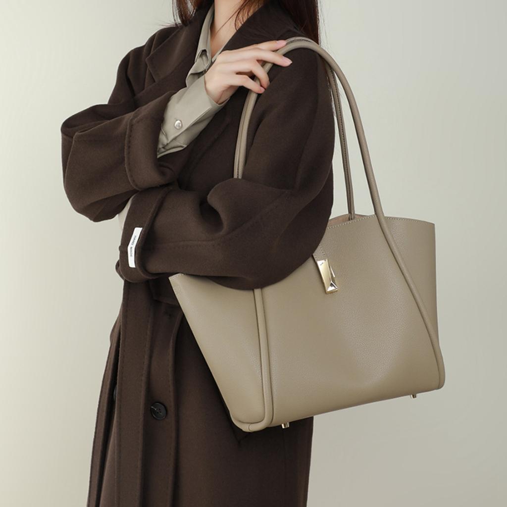 Tote Bag Niche Women's Bag Single Shoulder Commuter Bag Advanced Sense of Spring and Summer Leather Large Bag
