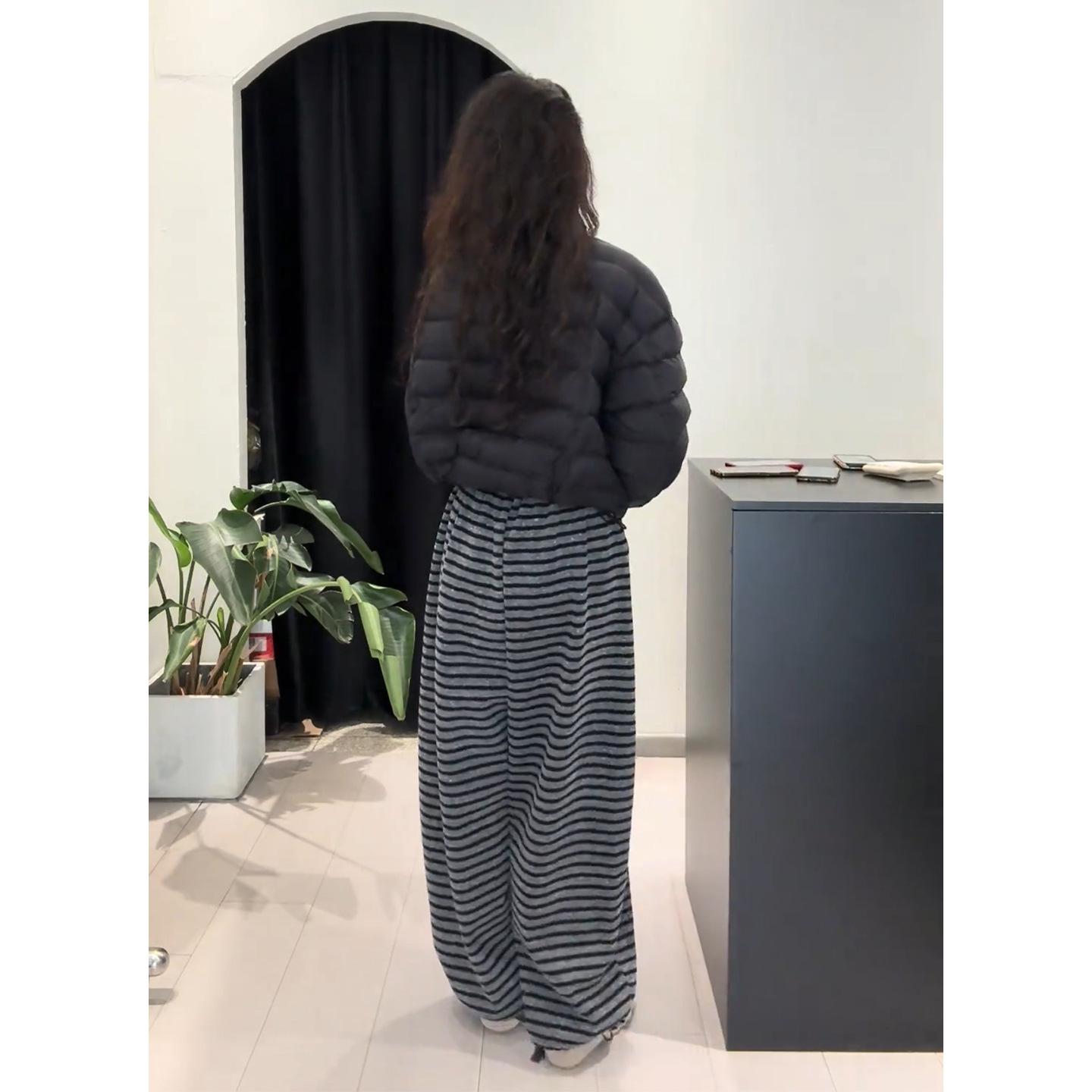 

Korean Winter Style Women s Two-Piece Set: Warm Short Cotton Jacket & Striped Wide-Leg Pants 3XL
