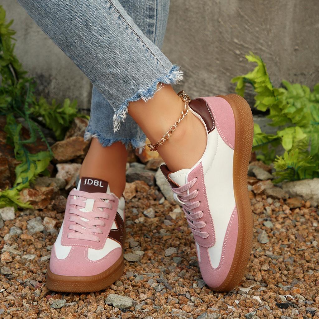 New Women Flats Shoes Outdoor Light Comfort Lace-Up Vulcanized Shoes Faux Leather Anti Slip Tennis women Sneakers size 36-42