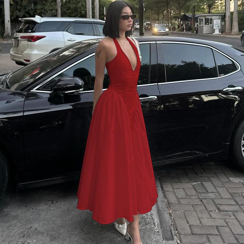 Hot-selling New Solid Color Sexy Deep V Hollow Neck Temperament Pendulum Skirt Edge Dress Women's Clothing