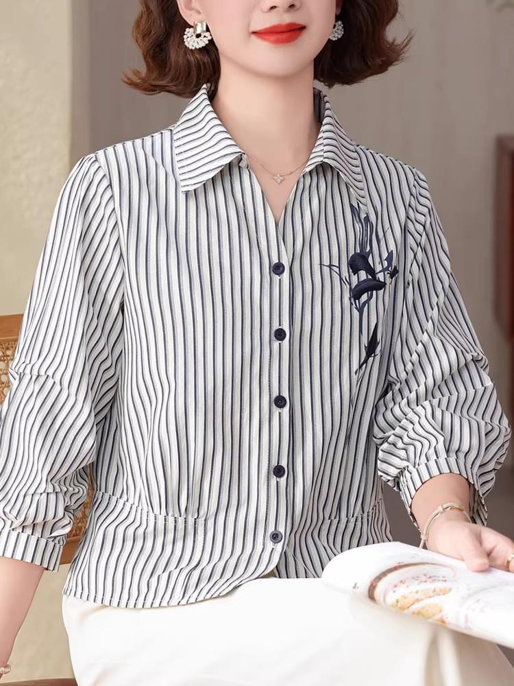 2026 New Striped Seven-Sleeve Shirt for Middle-Aged Women - Spring/Summer Fashion for Moms
