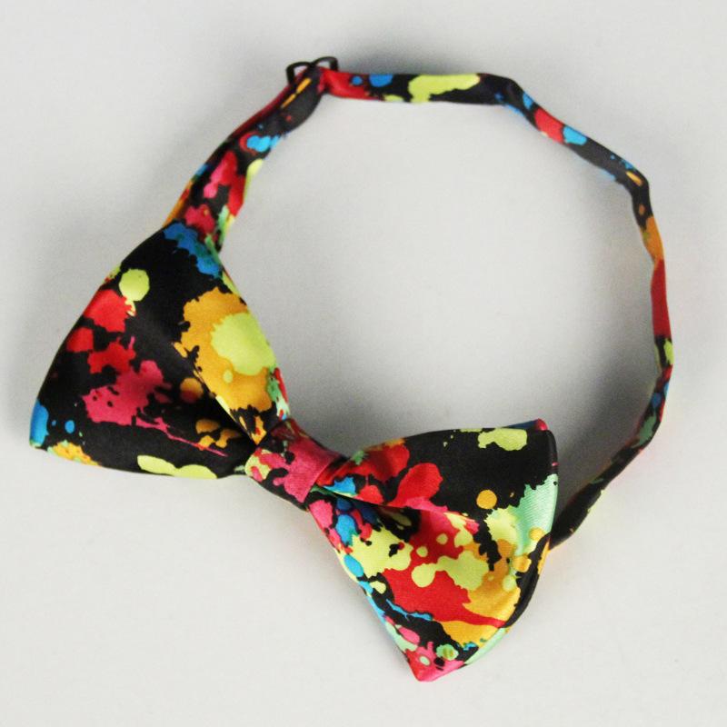 Męska poliestrowa jedwabna mucha z kreskówkowym nadrukiem na wesela i wydarzenia