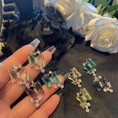 Traum Schmetterling Ohrringe Farbige Edelsteine Ladylike Stil Mode Schmuck Ohrstecker