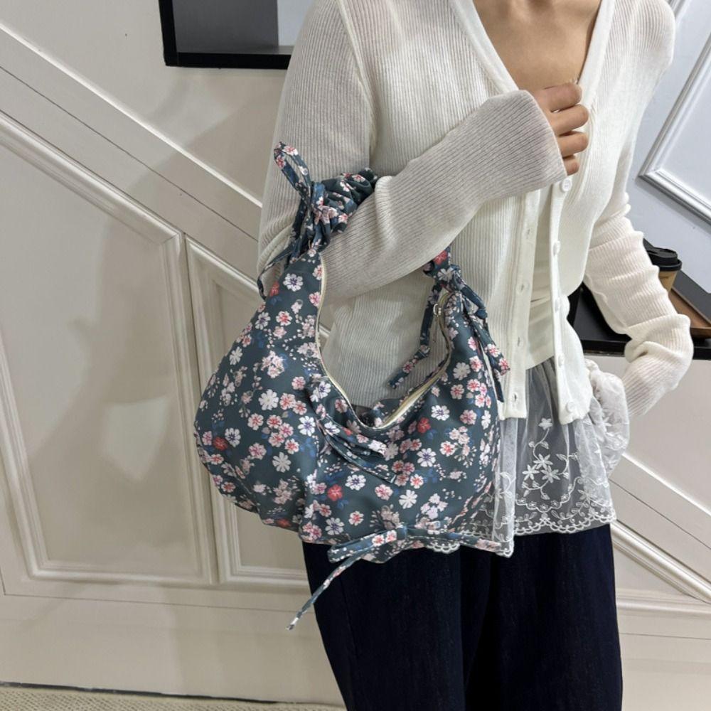 Sweet Flower Shoulder Bag Gentle Crossbody Bag Korean Bow Pleated Bag  Women