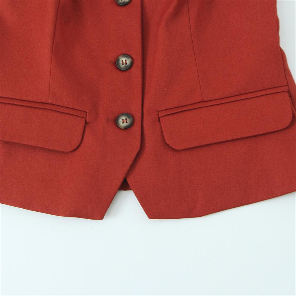 Spring 2025 Women's Versatile Slim Solid Sleeveless Button-Embellished Top