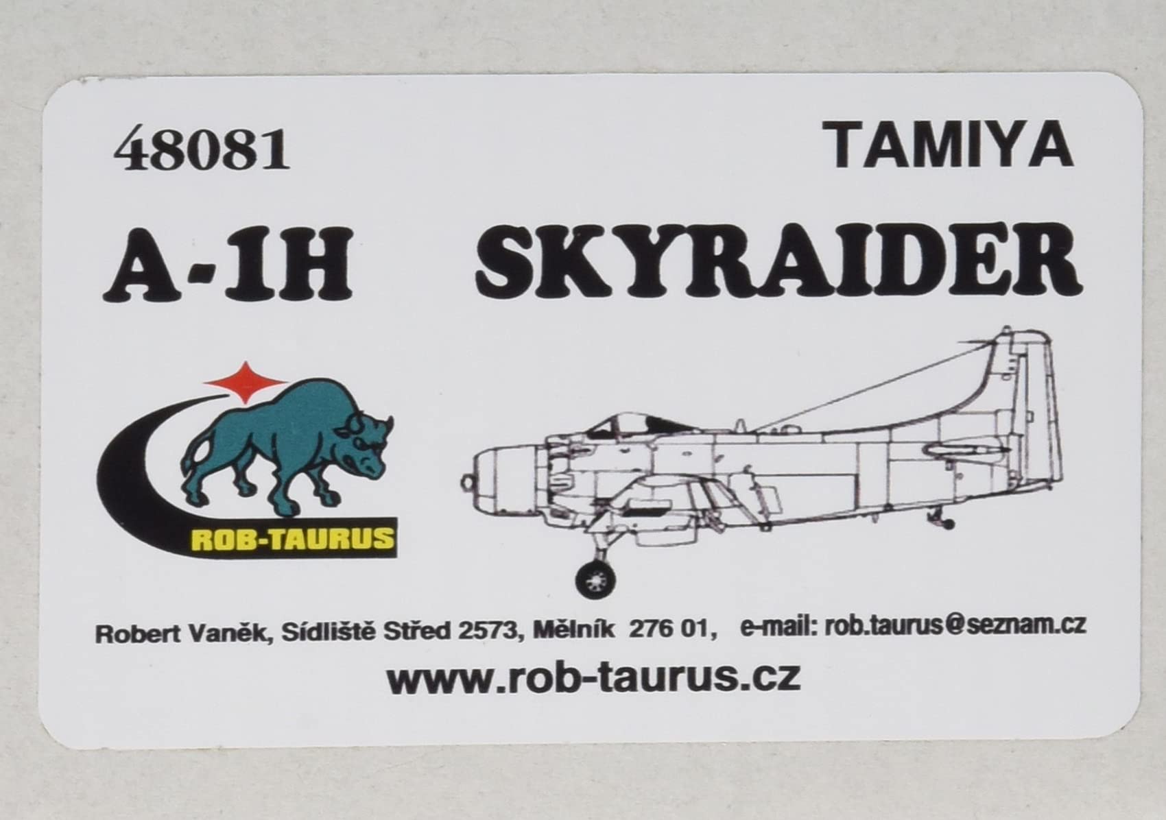 

Rob Taurus Skyraider Canopy Set Пластиковые детали для модели ROB48081 1/48 A-1H Открыть/Закрыть (для Тамии)