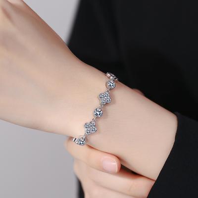 Čtyřlistý jetel plný diamantový náramek pro ženský design výklenku, špičkový módní náramek
