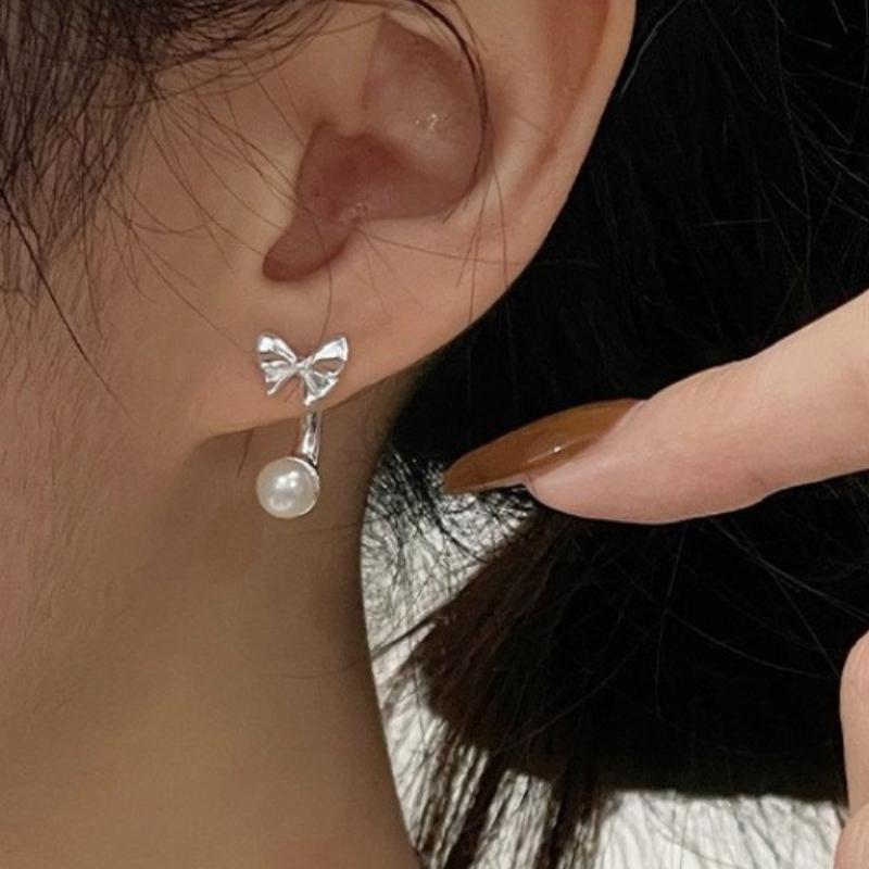 Simple Pearl Earrings for Women Suitable for Birthday Party Gifts Two Wear Earrings Light Luxury Design Senior Sense of Small Match Earrings