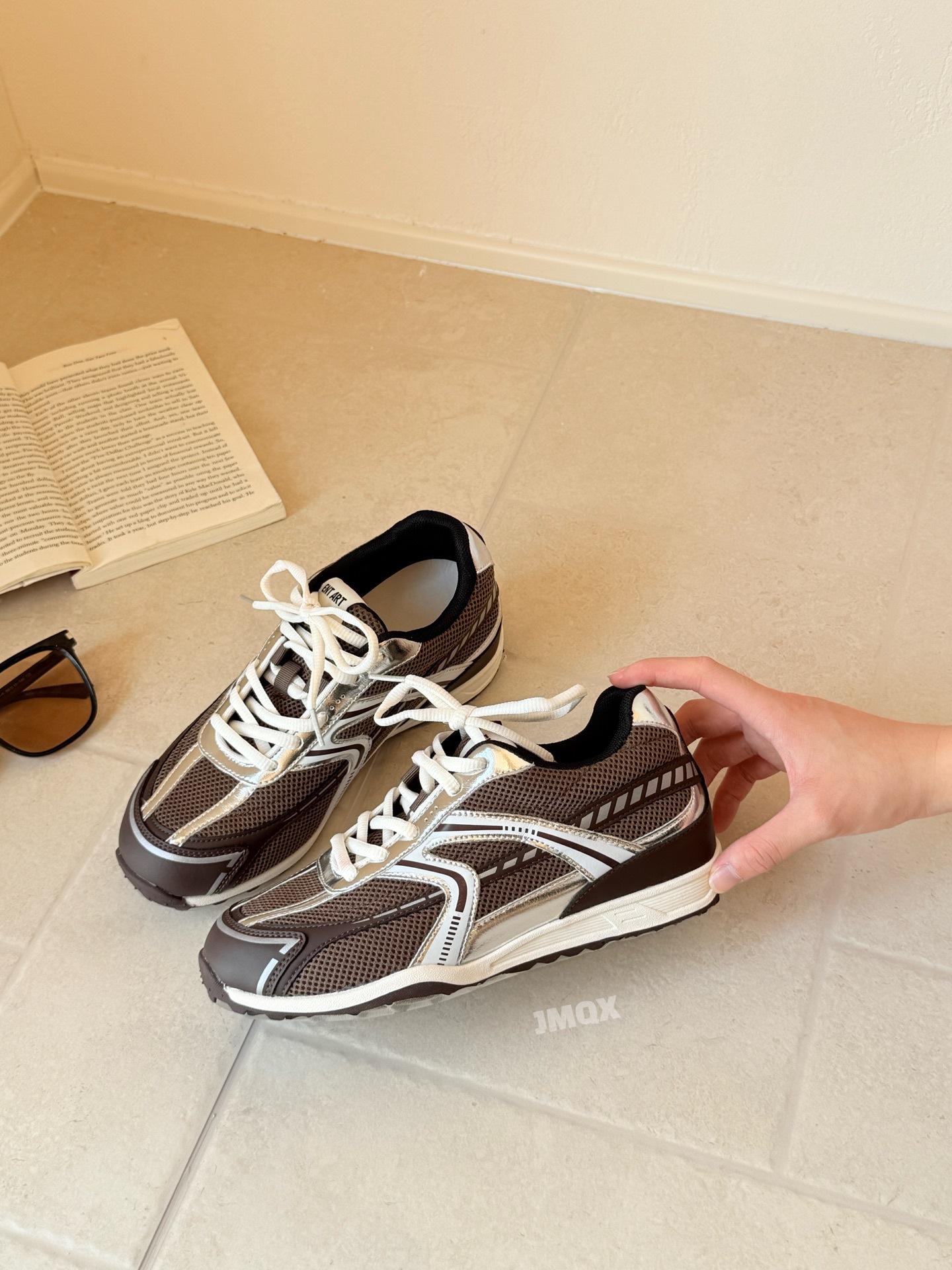 

Leather platform German training shoes women s 2025 autumn new versatile outdoor mountaineering jogging sports Forrest Gump shoes 35