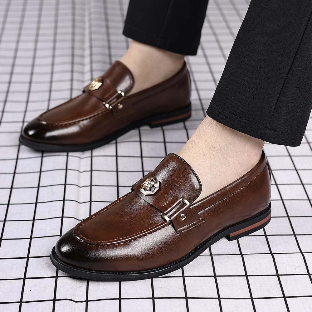 Fashion Hot Sale Leather Loafers Handmade Stitching Mens Walking Shoes Rubber Casual Shoes Comfy Slip on Flats Simple Moccasins Flats