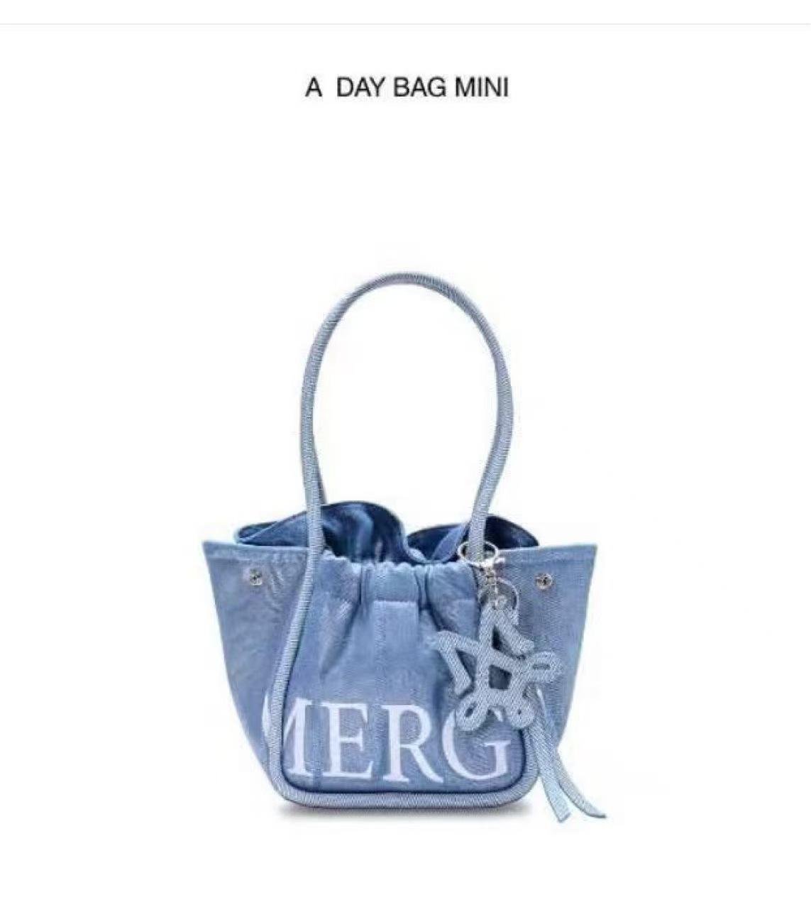 

Женская мини-сумка MERGE 2025: Новая Сумка и Наплечная Сумка Кроссбоди - Простой, Модный Дизайн 28x14x18 синий