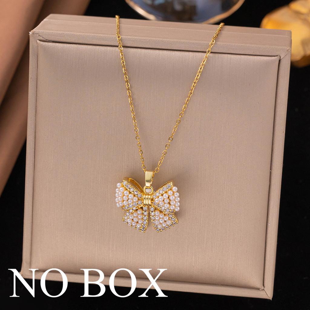 Geometric pendant necklaces and earrings are suitable for daily commuting and are a trendy, creative, simple, and elegant gift for friends and family