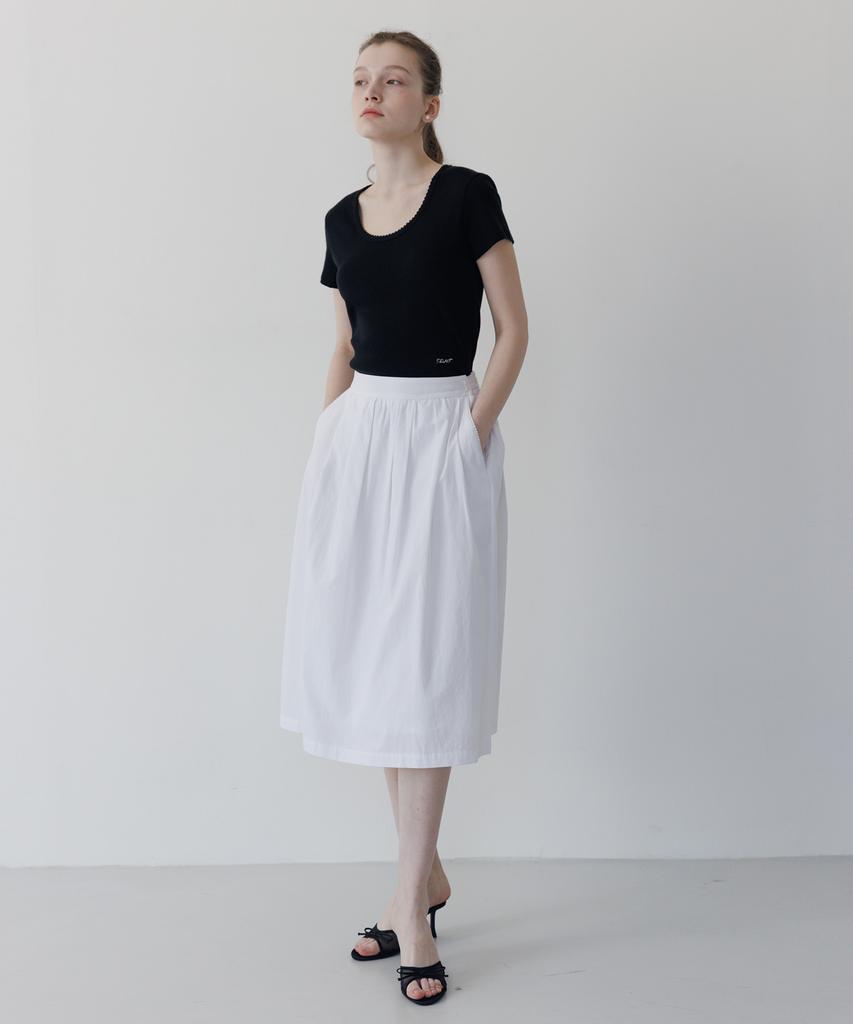 Tudument Shirring Long Skirt Ivory