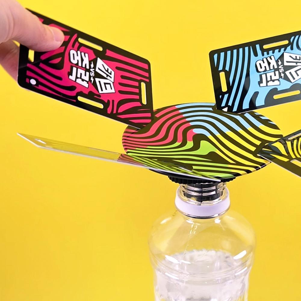 Onda: Climbing Hand Management Card Game (Ages 14+)