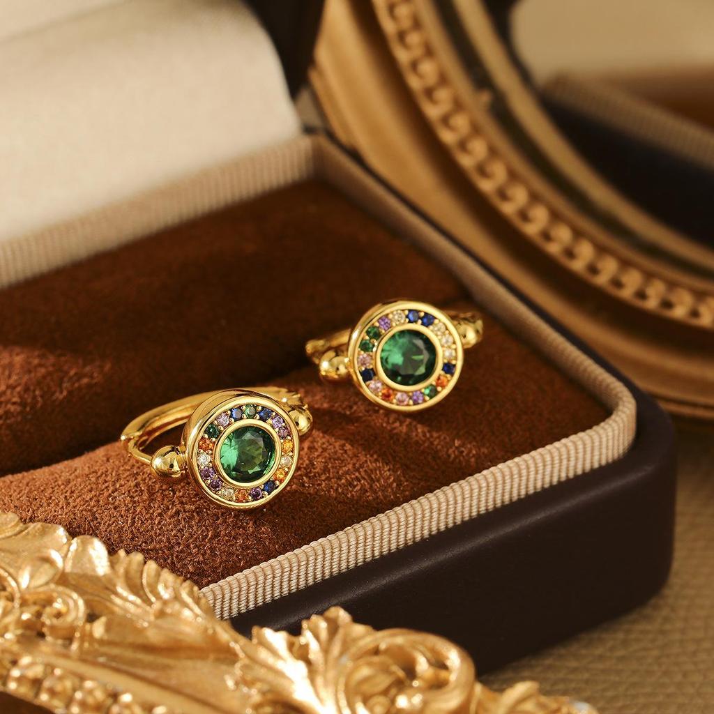 Eleganter Zirkon-Ohrring: Vergoldet, Mit Farbigen Diamanten Mikropavé, Personalisiertes Design für Damen