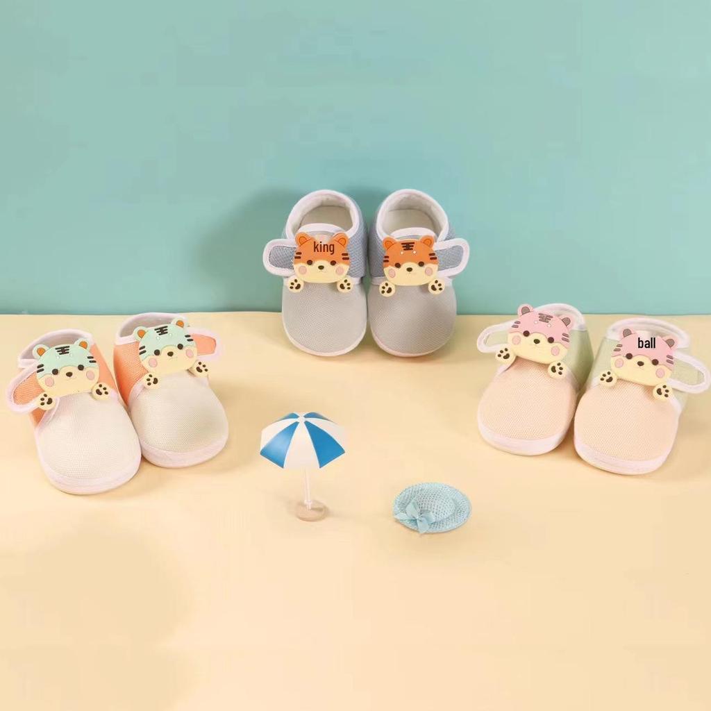 Soft Sole Non-slip Baby Walking Shoes for Boys and Girls (0-1 Year), Spring & Autumn Collection
