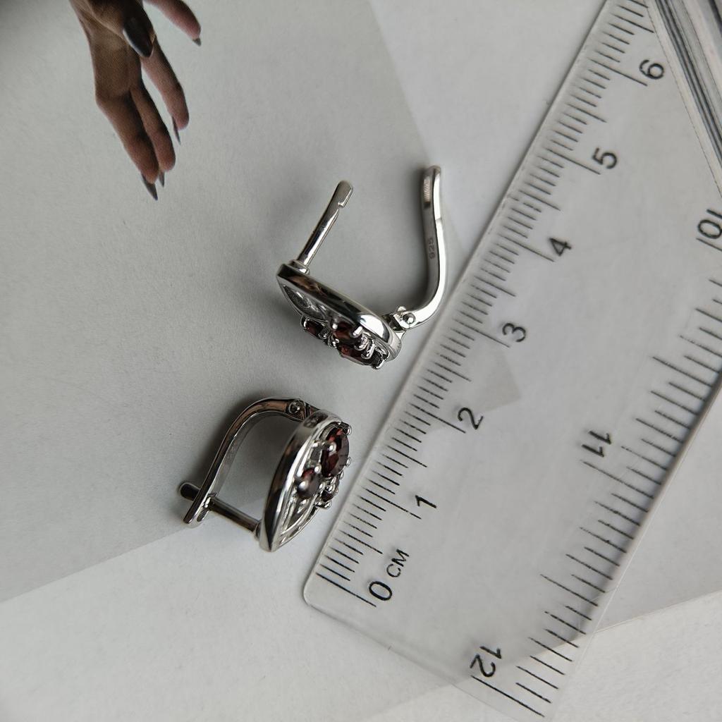 Silver Earrings with Natural Garnet 1.808ct (2182016)