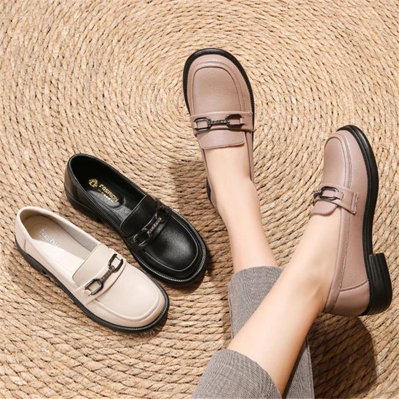 Fashion New Spring and Summer Mother's Shoes Comfortable Flat Shoes for The Elderly Fashionable Soft-soled Leather Women Shoes