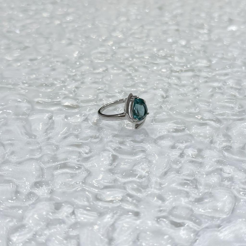 Серебряное кольцо с топазом Лондон Блю 1.658ct, вес изделия 2,94 гр (2174721)