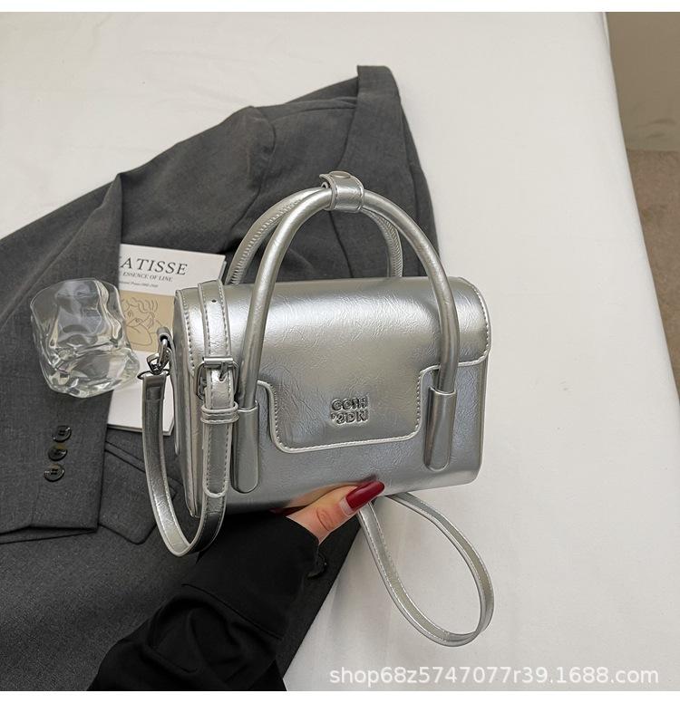 Textured Oil Wax Leather Small Bag Women's 2025 New Fashionable and Simple Hand-held Small Square Bag Spring and Summer High-end Crossbody Bag