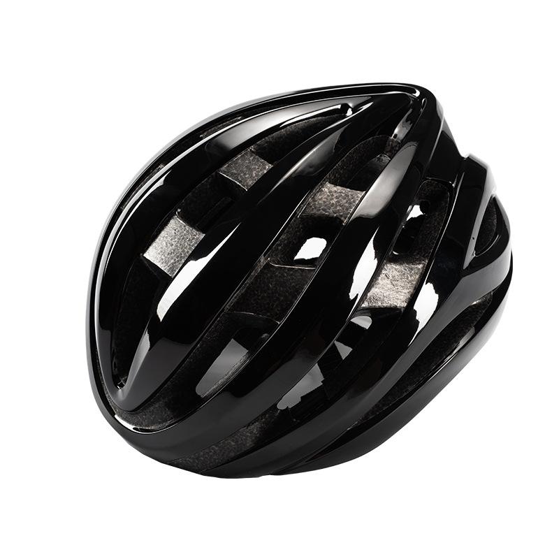 One-piece lightweight cycling helmet Outdoor roller skating Mountaineering hard hat helmet Off-road mountain bike helmet