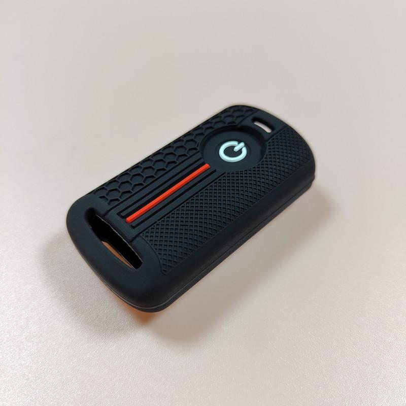 Yamaha XMAX300 & NVX155 Silicone Remote Key Cover - Honeycomb Pattern, Anti-Fall Protection.