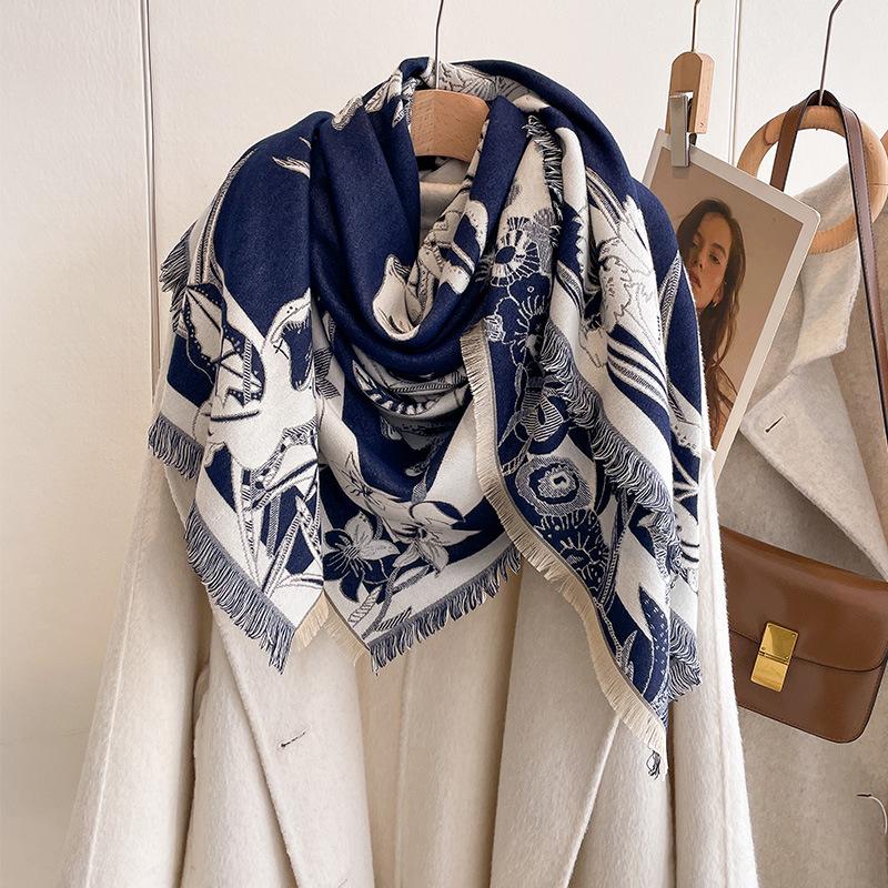 Fashion Versatile Women'S Imitation Cashmere Warm Scarf Wind Grotesque Plant Print Square Scarf Shawl