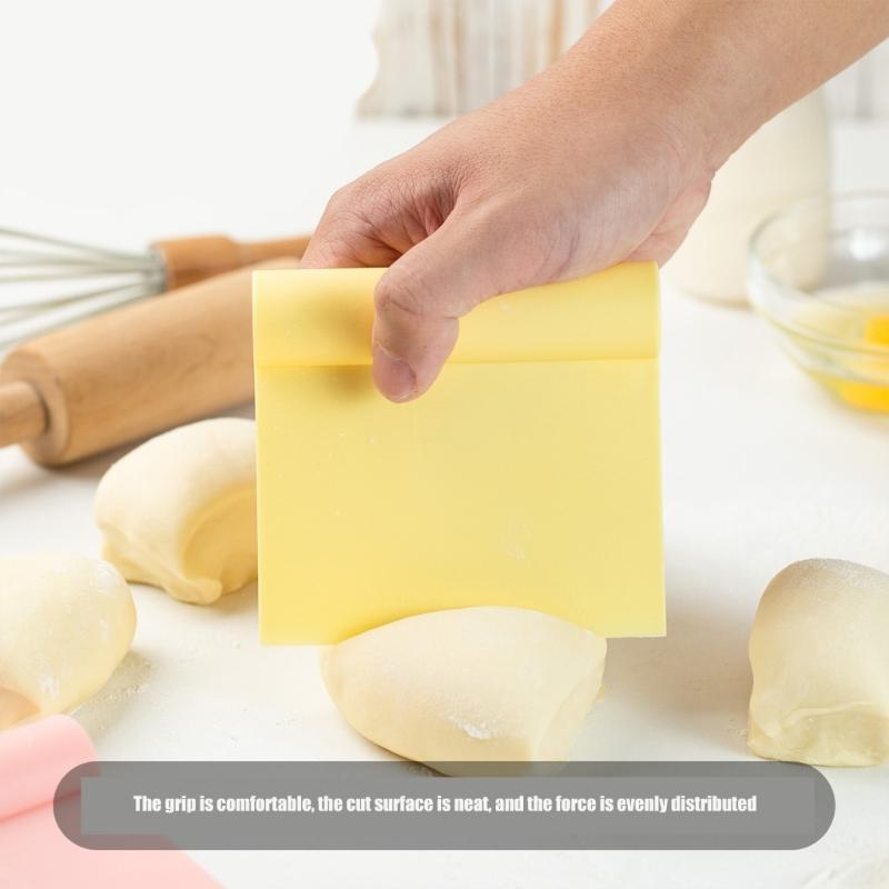 Assorted Color Plastic Pastry Scrapers Safe Edges Dishwasher Safe Colorful Kitchens Dough Tool For Home Cooking