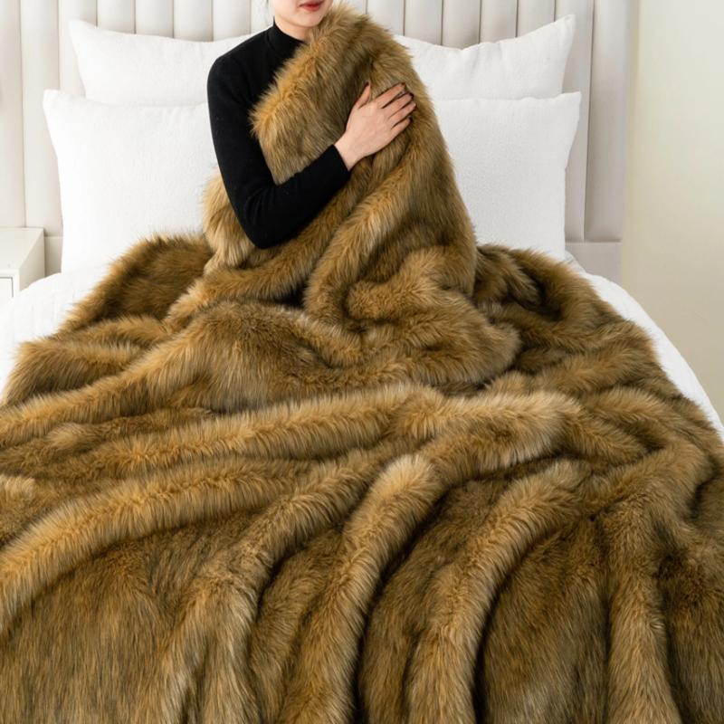 Luxury Fox Fur Throw Blanket Winter Warm Fluffy Soft Blankets Bedspread On the Bed Faux Fur Blanket Plaid Throw for Sofa Towel