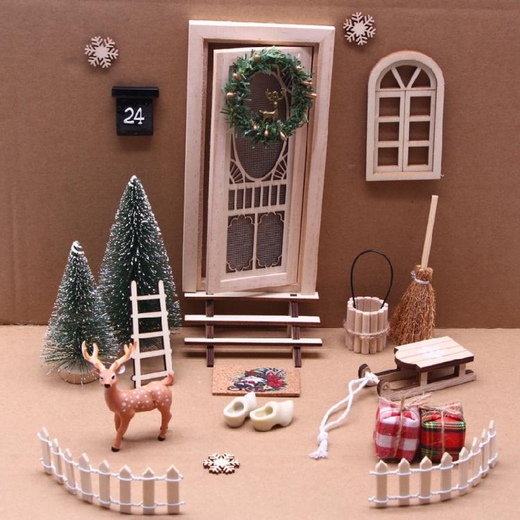 Dollhouses Miniature Christmas Wreath Reindeer Door Set For Holiday Decoration Resin Craft Tabletop Art