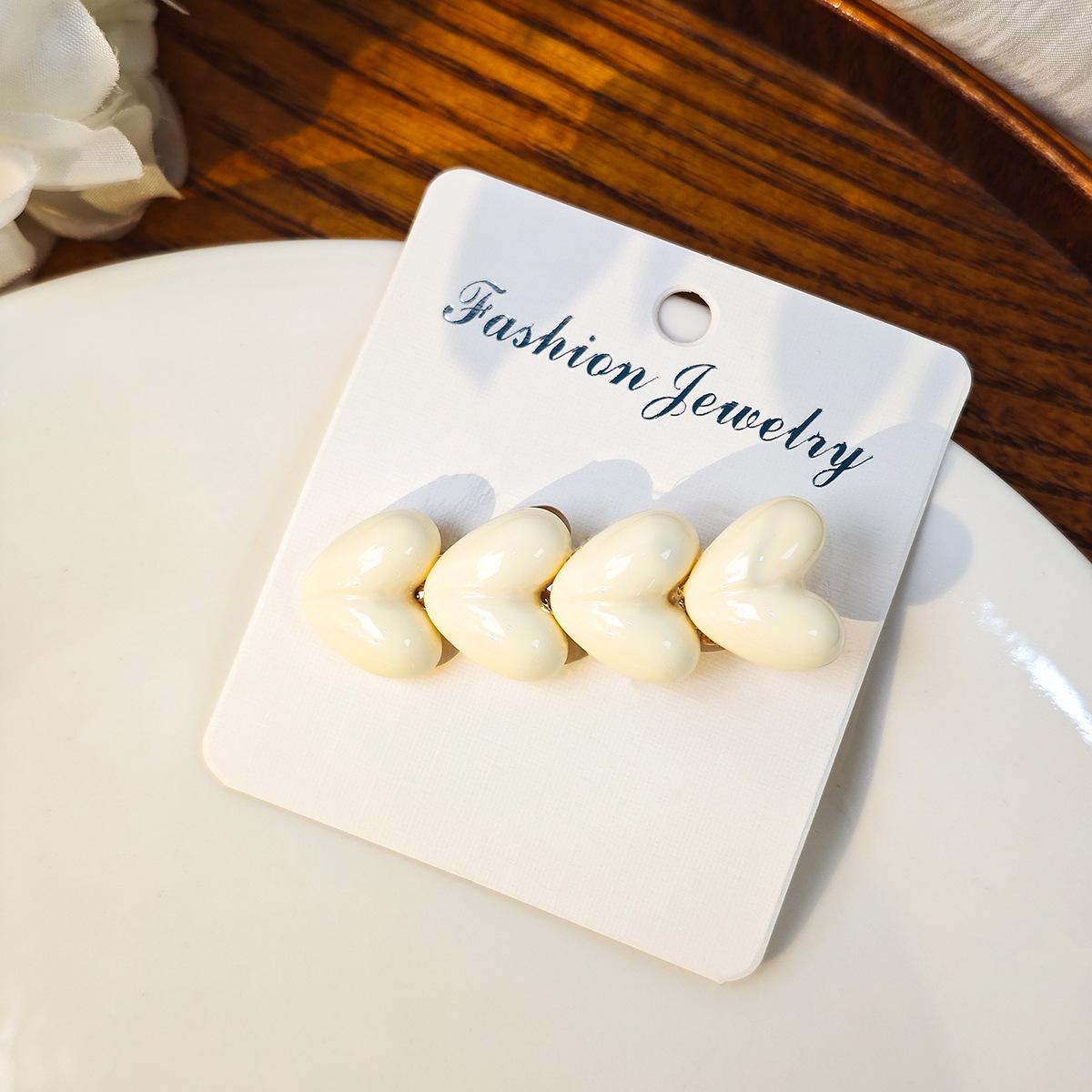 

Dongdaemun Simple Color Ice Glitter Love Hairpin, Sweet Dopamine Children S Bangs Duck Bill Clip