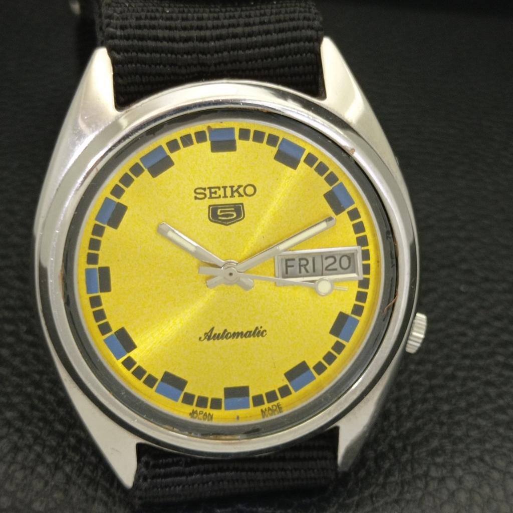 AUTOMATIC 7009A VINTAGE SEIKO 5 JAPAN MENS GOLDEN COLOR DIAL WATCH A701665-5 R206c-a701665