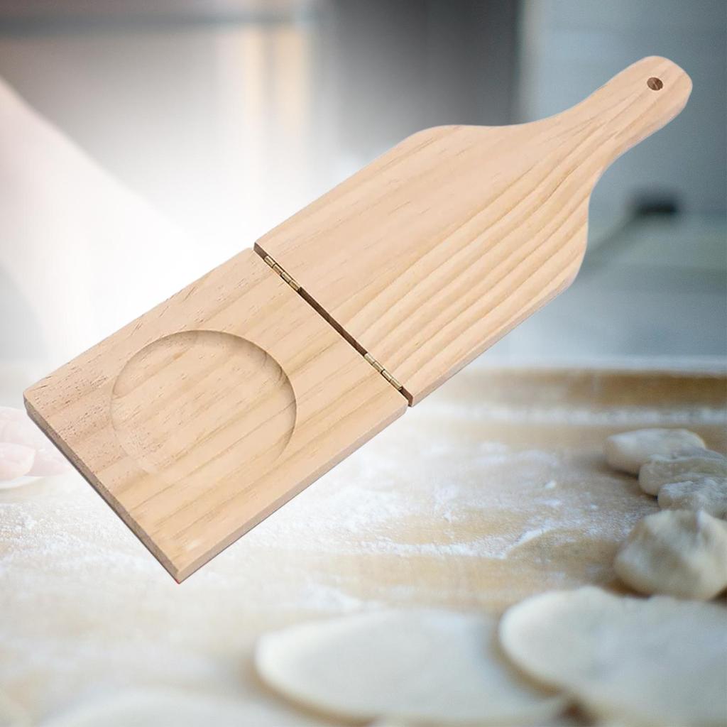 Plantain Press Wooden Masher Manual Food Crusher Rustic Potato Ricer for Homemade Meal Preparation