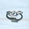 Luxury Female Green Crystal Stone Ring Classic CopperColor Thin Wedding Rings For Women Trendy Love Heart Engagement Ring