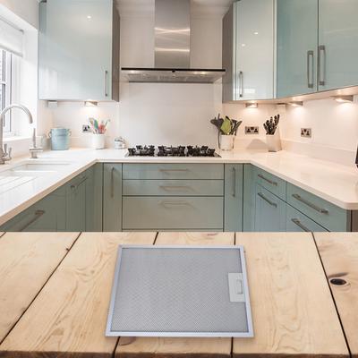 Metalowy filtr przeciwtłuszczowy do okapów kuchennych 370 x 270 mm Srebrny