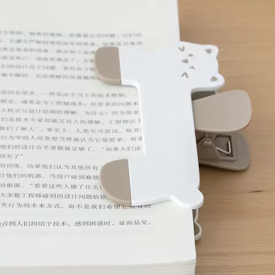 Cat Shape Plastic Book Clip Cartoon Reading Auxiliary Fixed Book Clip Bookmark Creative Design Practical Bookstore Note Clip