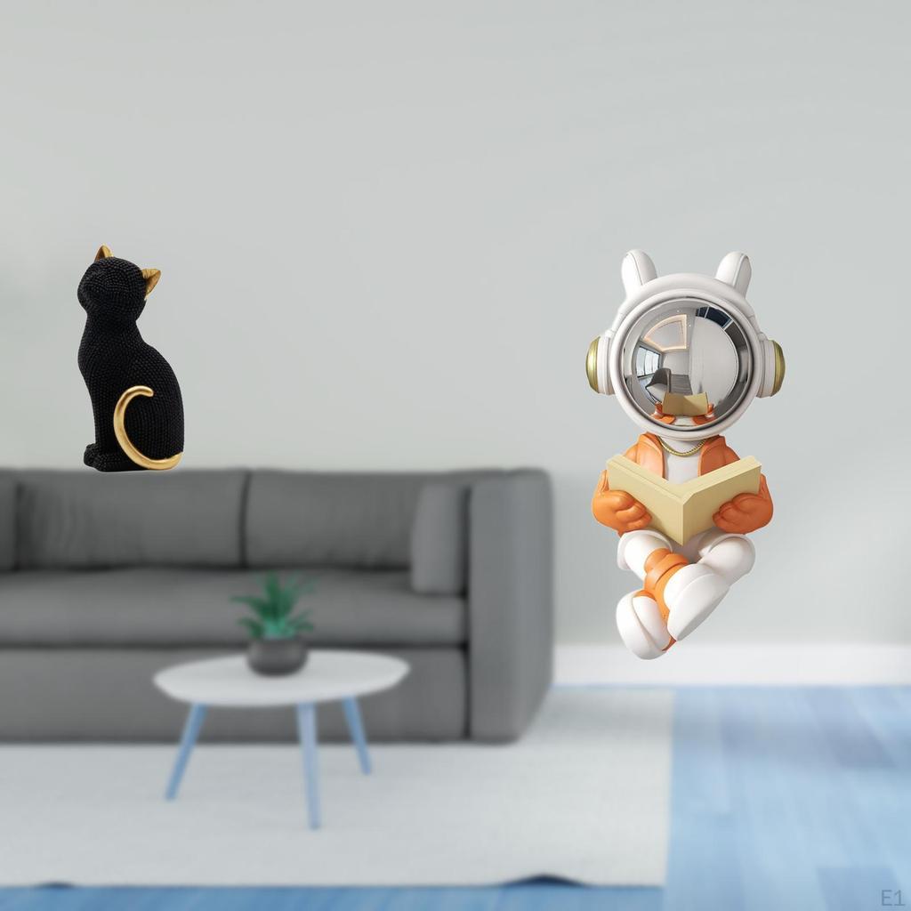 Cat Resin Figurine Astronaut Sculpture Decorative Ornament for Living Room Bedroom Bookshelf Table